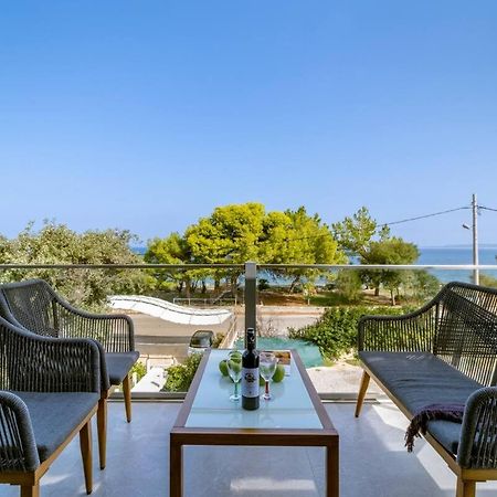 Villa On The Sea Agia Marina  Exterior photo